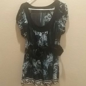 Top black and turquoise and white